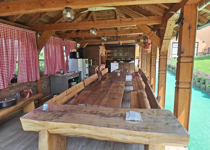 Djedovo Ognjiste,prenociste